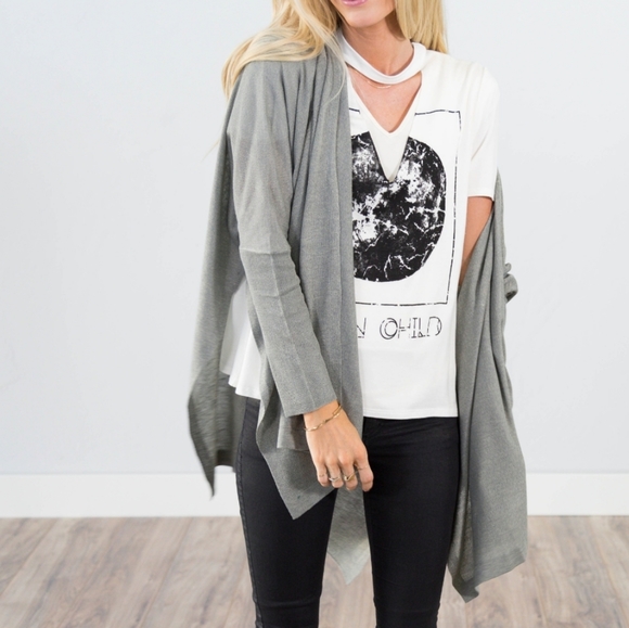 Stevie Hender Tops - Stevie Hender Moon Child tee size medium